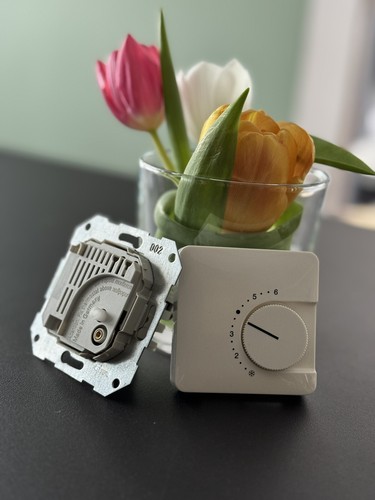 Gira raumthermostat passend - =,